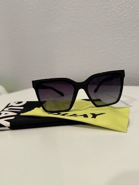 Quay Australia Level Up Sunglasses